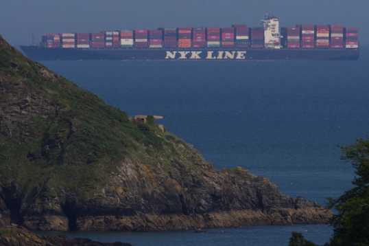 30 June 2021 - 17-22-04
Panama registered container ship NYK Vega, all 338 metres of it heads for Rotterdam have journeyed from Singapore since the 8th of June.
-------------------
Container ship NYK Vega passes Dartmouth